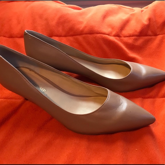 Heels - Picture 3 of 3